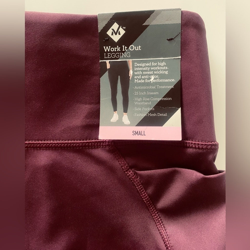 Danskin and Member’s Mark Women's leggings - Picture 9 of 10
